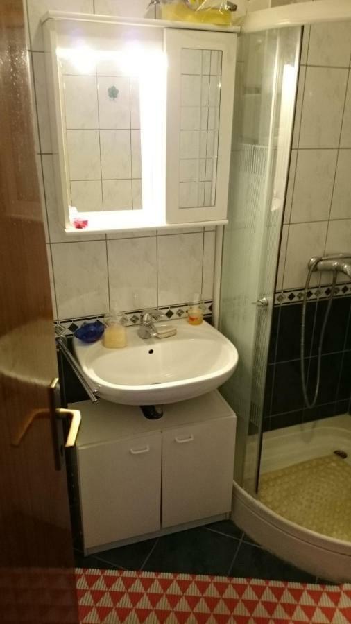 Отель Apartman Palme Шибеник Экстерьер фото